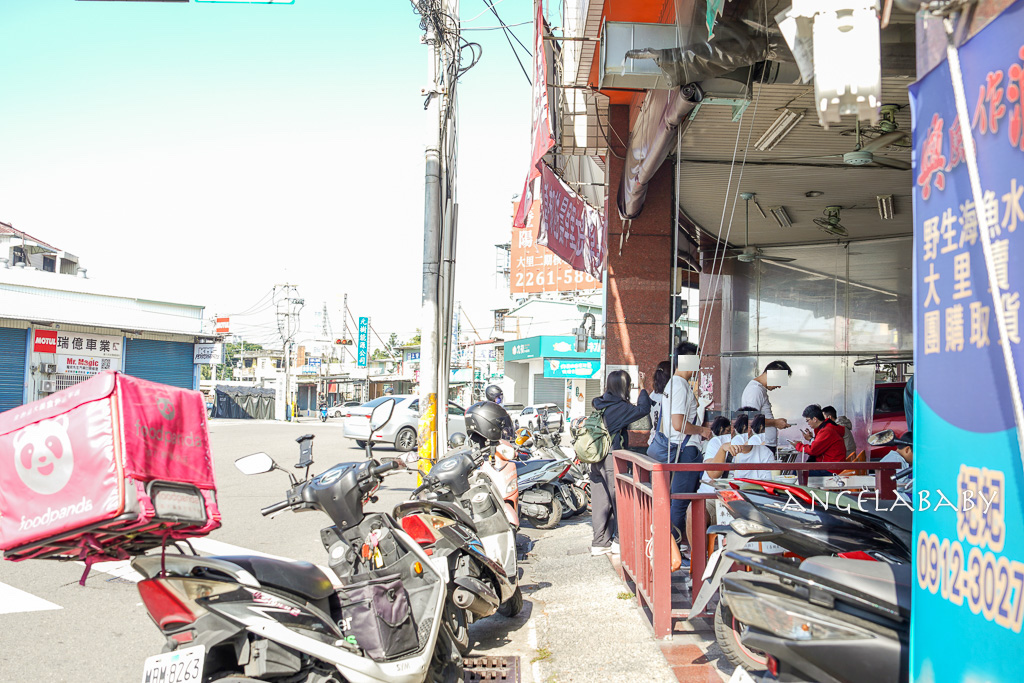 台中最強酥皮蛋餅『喜饌晨食』超過30種口味好吃蛋餅、11月限定花生老油條蛋餅 @梅格(Angelababy)享樂日記