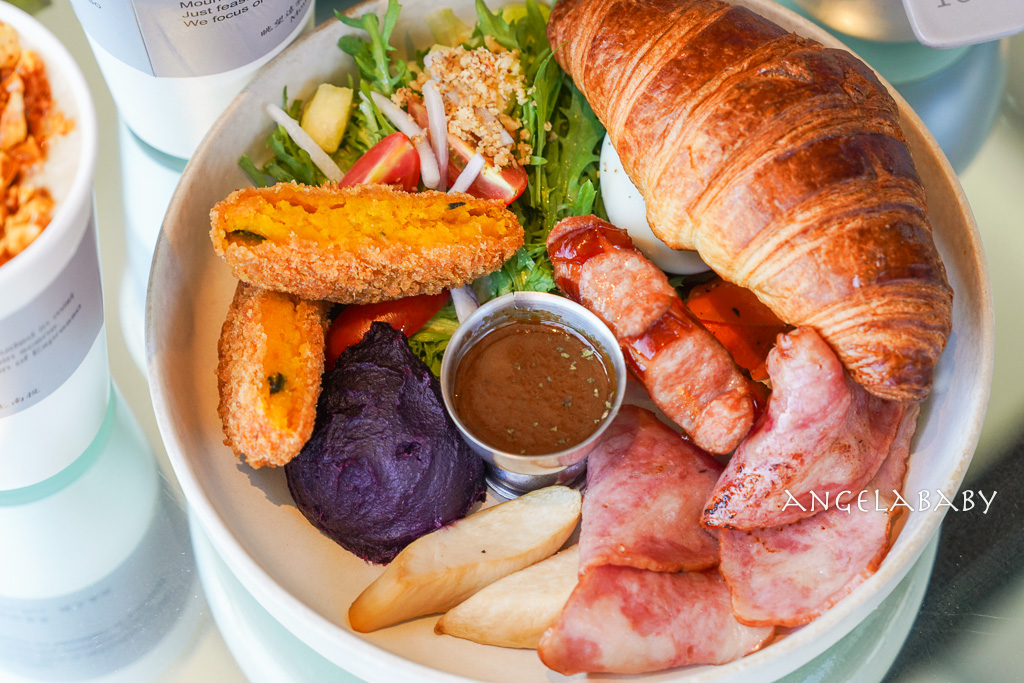 南投清境最美景觀玻璃屋咖啡『Mountain Bica Cafe』落羽松包圍的質感早午餐 @梅格(Angelababy)享樂日記 南投清境最美景觀玻璃屋咖啡『Mountain Bica Cafe』落羽松包圍的質感早午餐 @梅格(Angelababy)享樂日記