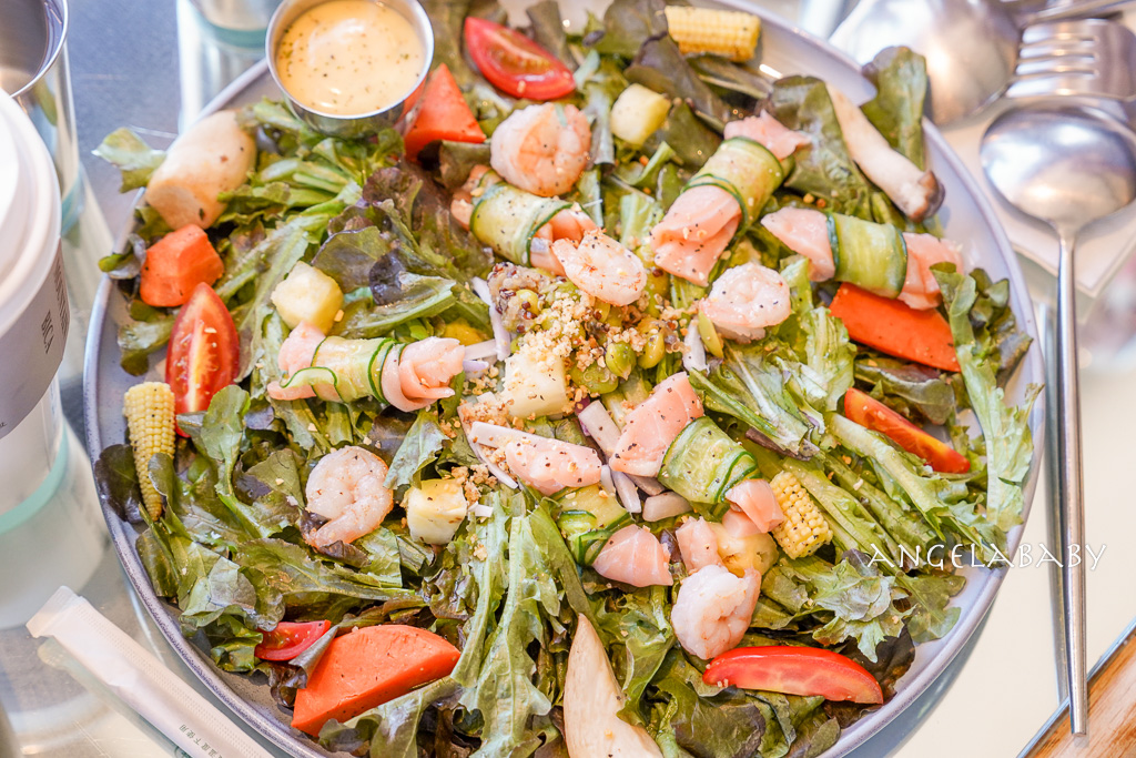 南投清境最美景觀玻璃屋咖啡『Mountain Bica Cafe』落羽松包圍的質感早午餐 @梅格(Angelababy)享樂日記