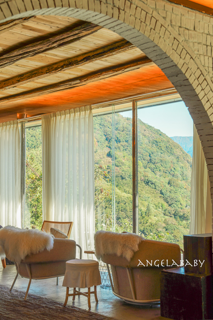 南投清境最美景觀玻璃屋咖啡『Mountain Bica Cafe』落羽松包圍的質感早午餐 @梅格(Angelababy)享樂日記