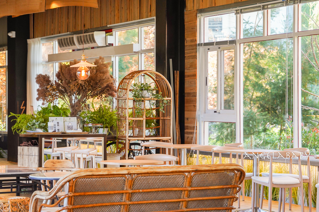 南投清境最美景觀玻璃屋咖啡『Mountain Bica Cafe』落羽松包圍的質感早午餐 @梅格(Angelababy)享樂日記