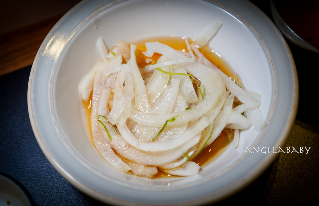 孔德站美食｜韓國炭火燒肉推薦『Yeongdong炭火家（영동숯불집）』 @梅格(Angelababy)享樂日記