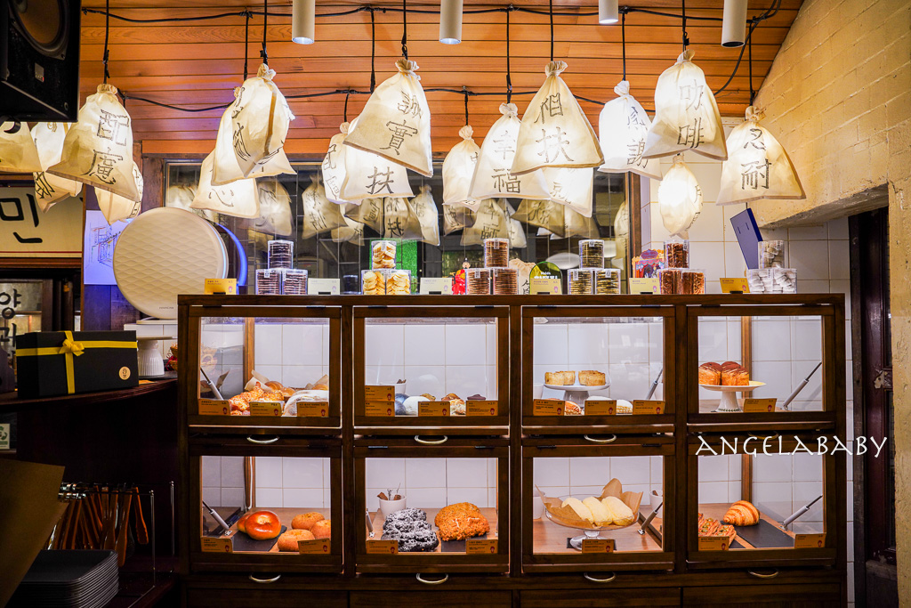 乙支路三街古董甜點『커피한약방』中藥行風格深夜甜點店、naver4.42 @梅格(Angelababy)享樂日記