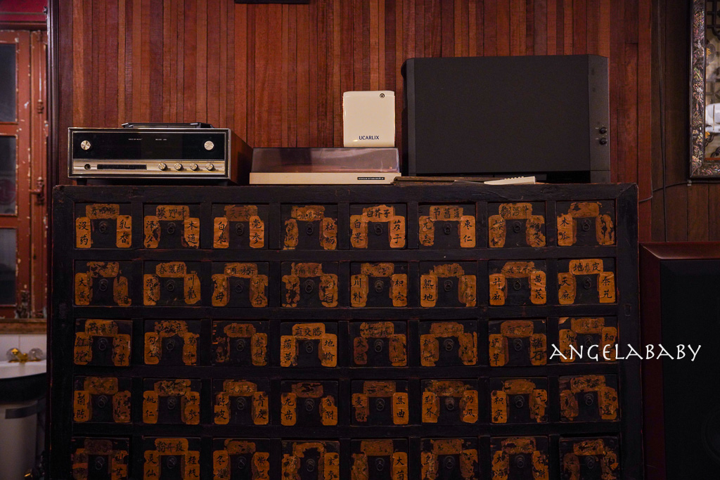 乙支路三街古董甜點『커피한약방』中藥行風格深夜甜點店、naver4.42 @梅格(Angelababy)享樂日記