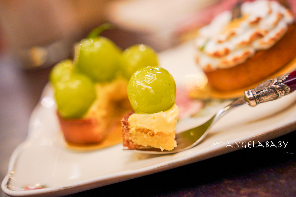 乙支路三街古董甜點『커피한약방』中藥行風格深夜甜點店、naver4.42 @梅格(Angelababy)享樂日記