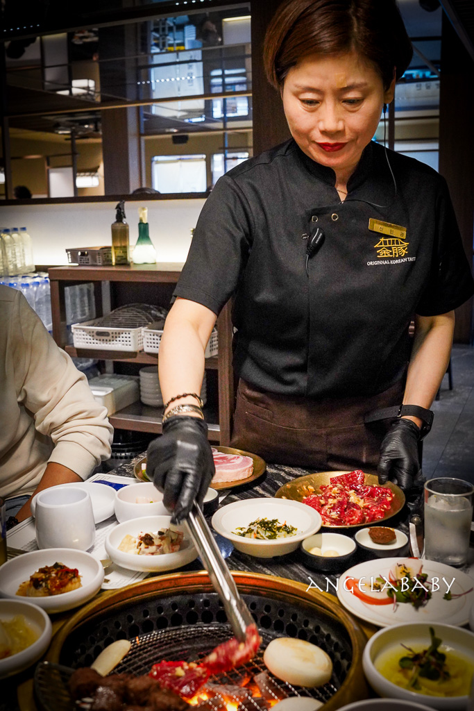 首爾乙支路三街美食『金豚屋乙支路店(금돈옥 을지로점)』免動手吃韓國燒肉 @梅格(Angelababy)享樂日記 首爾乙支路三街美食『金豚屋乙支路店(금돈옥 을지로점)』免動手吃韓國燒肉 @梅格(Angelababy)享樂日記