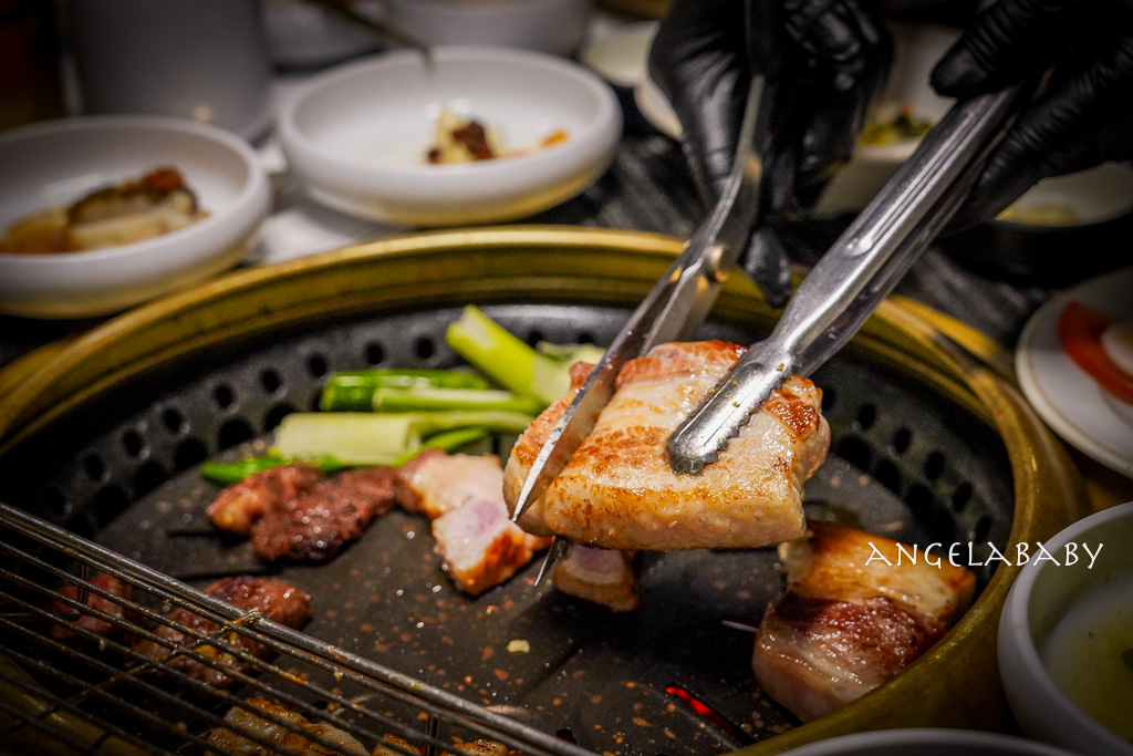 首爾乙支路三街美食『金豚屋乙支路店(금돈옥 을지로점)』免動手吃韓國燒肉 @梅格(Angelababy)享樂日記 首爾乙支路三街美食『金豚屋乙支路店(금돈옥 을지로점)』免動手吃韓國燒肉 @梅格(Angelababy)享樂日記
