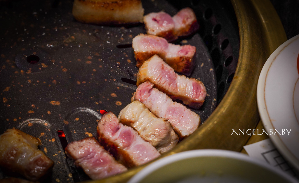 首爾乙支路三街美食『金豚屋乙支路店(금돈옥 을지로점)』免動手吃韓國燒肉 @梅格(Angelababy)享樂日記