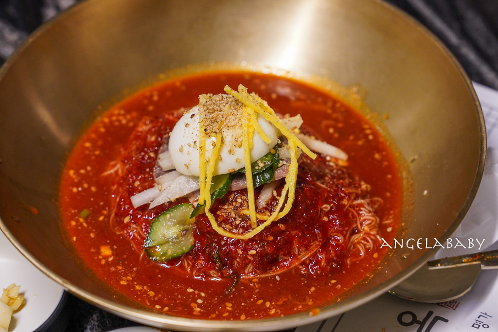 首爾乙支路三街美食『金豚屋乙支路店(금돈옥 을지로점)』免動手吃韓國燒肉 @梅格(Angelababy)享樂日記