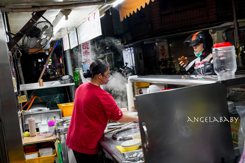員林美食|六十年老字號『蕃薯市八寶圓仔冰』超好吃手工燒麻糬、八寶冰只要35元!! @梅格(Angelababy)享樂日記 員林美食|六十年老字號『蕃薯市八寶圓仔冰』超好吃手工燒麻糬、八寶冰只要35元!! @梅格(Angelababy)享樂日記