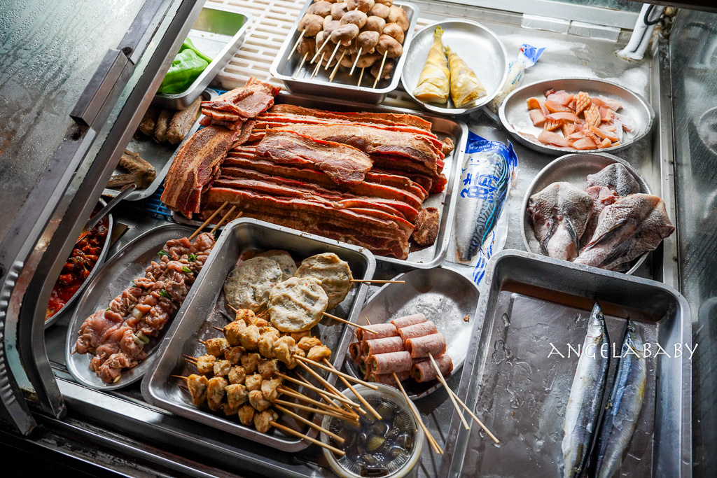 員林宵夜美食『西廂拿碳烤香腸米腸』員林在地老字號碳烤(原為豬哥亮香腸) @梅格(Angelababy)享樂日記 員林宵夜美食『西廂拿碳烤香腸米腸』員林在地老字號碳烤(原為豬哥亮香腸) @梅格(Angelababy)享樂日記