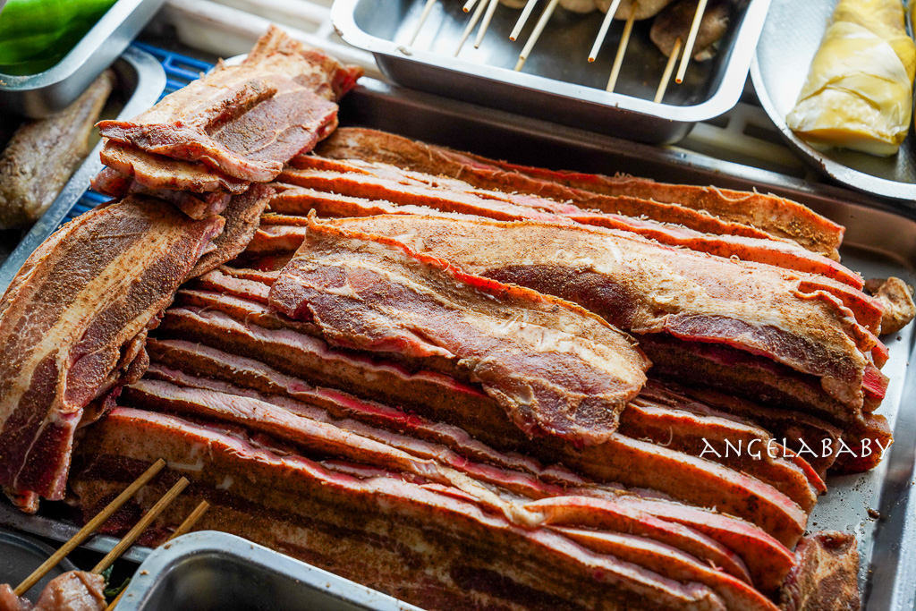 員林宵夜美食『西廂拿碳烤香腸米腸』員林在地老字號碳烤（原為豬哥亮香腸） @梅格(Angelababy)享樂日記