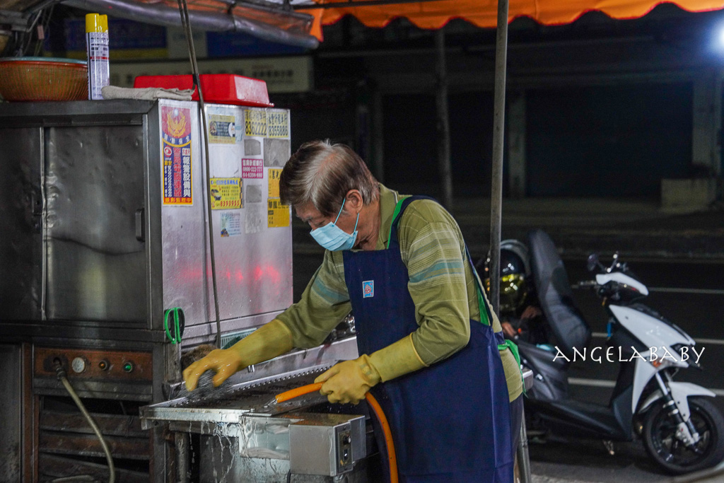 員林宵夜美食『西廂拿碳烤香腸米腸』員林在地老字號碳烤(原為豬哥亮香腸) @梅格(Angelababy)享樂日記 員林宵夜美食『西廂拿碳烤香腸米腸』員林在地老字號碳烤(原為豬哥亮香腸) @梅格(Angelababy)享樂日記