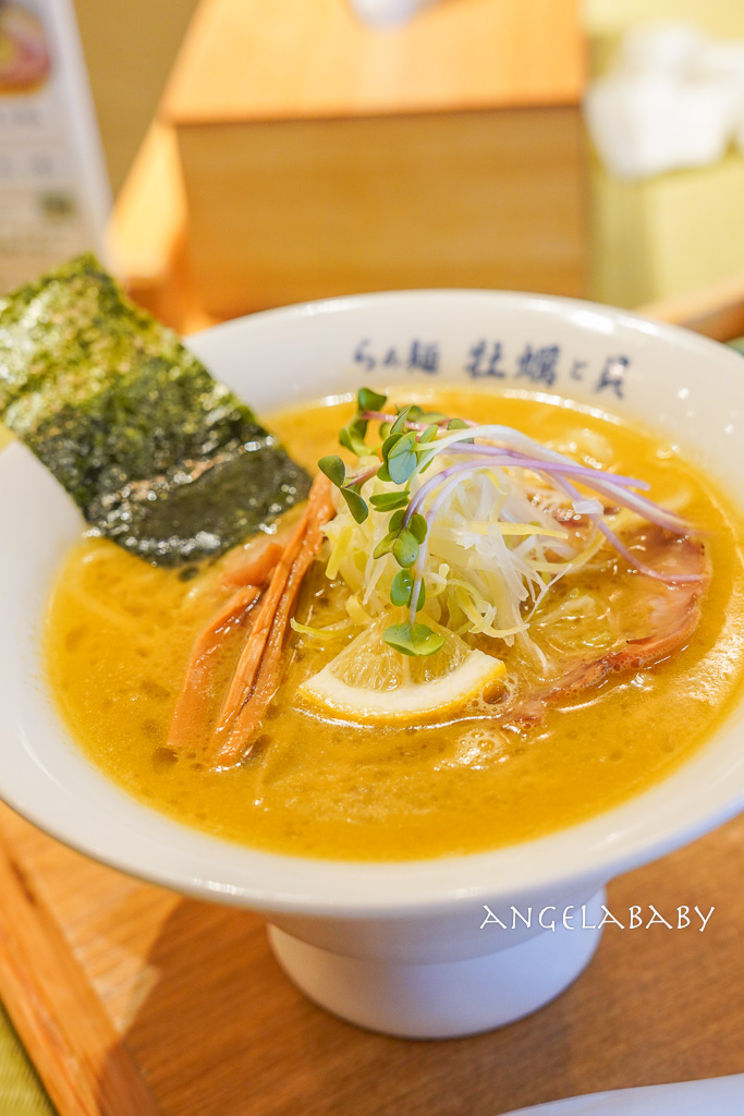 東京築地超濃牡蠣拉麵『牡蠣と貝』tabelog3.68、一天只休息一小時的超狂發拉麵店 @梅格(Angelababy)享樂日記