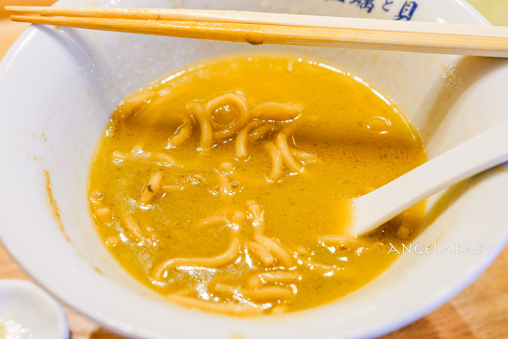 東京築地超濃牡蠣拉麵『牡蠣と貝』tabelog3.68、一天只休息一小時的超狂發拉麵店 @梅格(Angelababy)享樂日記