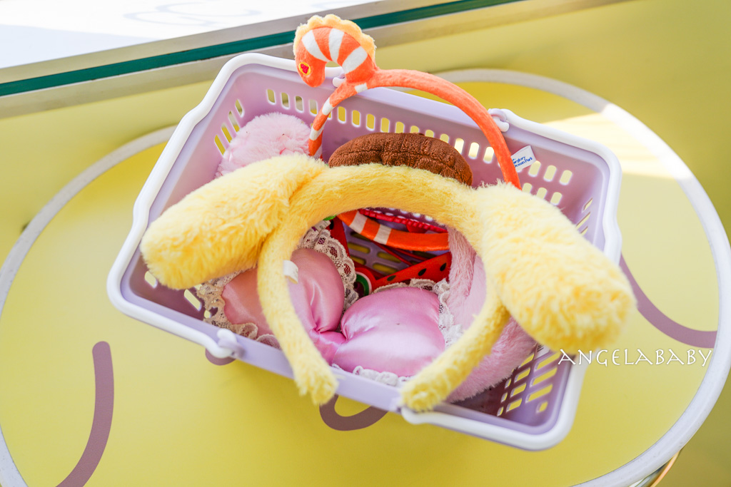 台灣最夢幻的鐵道旅行『三麗鷗萌旅號』吃喝玩樂一次滿足、獨一無二的移動式樂園、免費KTV唱到飽 @梅格(Angelababy)享樂日記