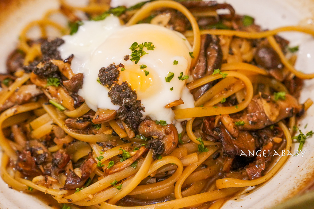 中山站新開幕『青沐 (中山店)』菜單、訂位、好吃爆料義大利麵、超好吃布丁推薦 @梅格(Angelababy)享樂日記 中山站新開幕『青沐 (中山店)』菜單、訂位、好吃爆料義大利麵、超好吃布丁推薦 @梅格(Angelababy)享樂日記