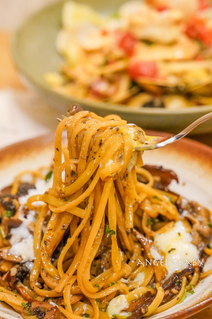 中山站新開幕『青沐 (中山店)』菜單、訂位、好吃爆料義大利麵、超好吃布丁推薦 @梅格(Angelababy)享樂日記 中山站新開幕『青沐 (中山店)』菜單、訂位、好吃爆料義大利麵、超好吃布丁推薦 @梅格(Angelababy)享樂日記