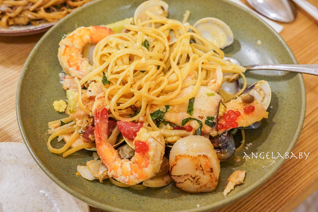 中山站新開幕『青沐 (中山店)』菜單、訂位、好吃爆料義大利麵、超好吃布丁推薦 @梅格(Angelababy)享樂日記 中山站新開幕『青沐 (中山店)』菜單、訂位、好吃爆料義大利麵、超好吃布丁推薦 @梅格(Angelababy)享樂日記