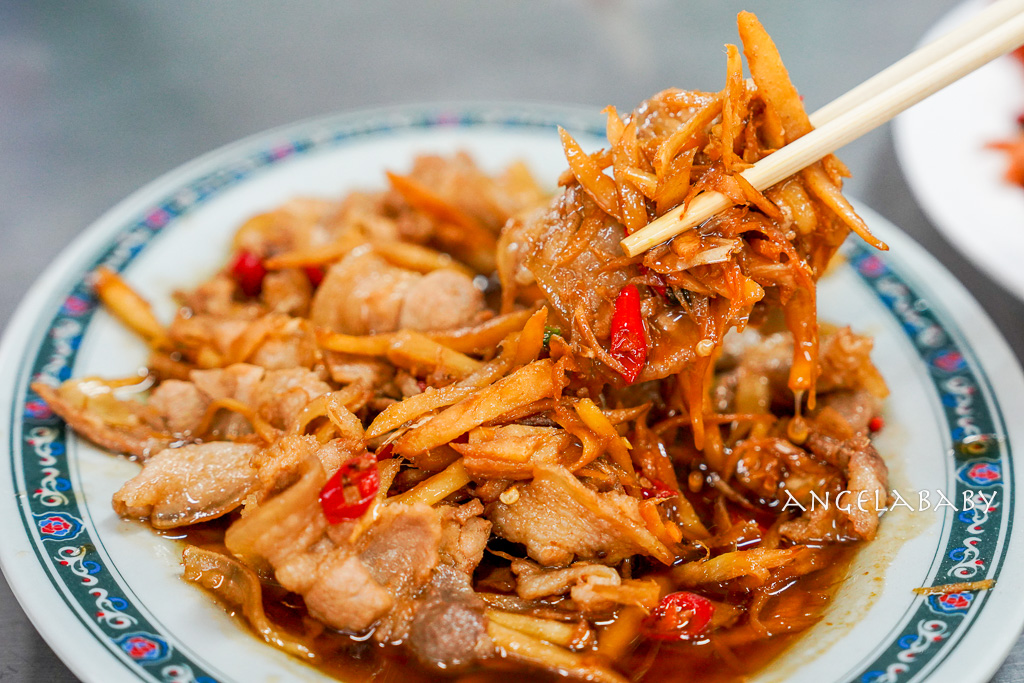 新北好吃土雞｜沒有門牌的深山鐵皮屋土雞『安安土雞城』菜單、白飯免費吃到飽 @梅格(Angelababy)享樂日記