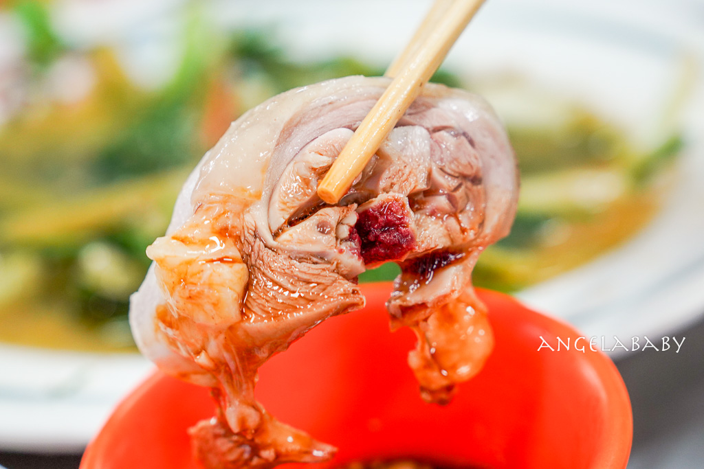 新北好吃土雞｜沒有門牌的深山鐵皮屋土雞『安安土雞城』菜單、白飯免費吃到飽 @梅格(Angelababy)享樂日記