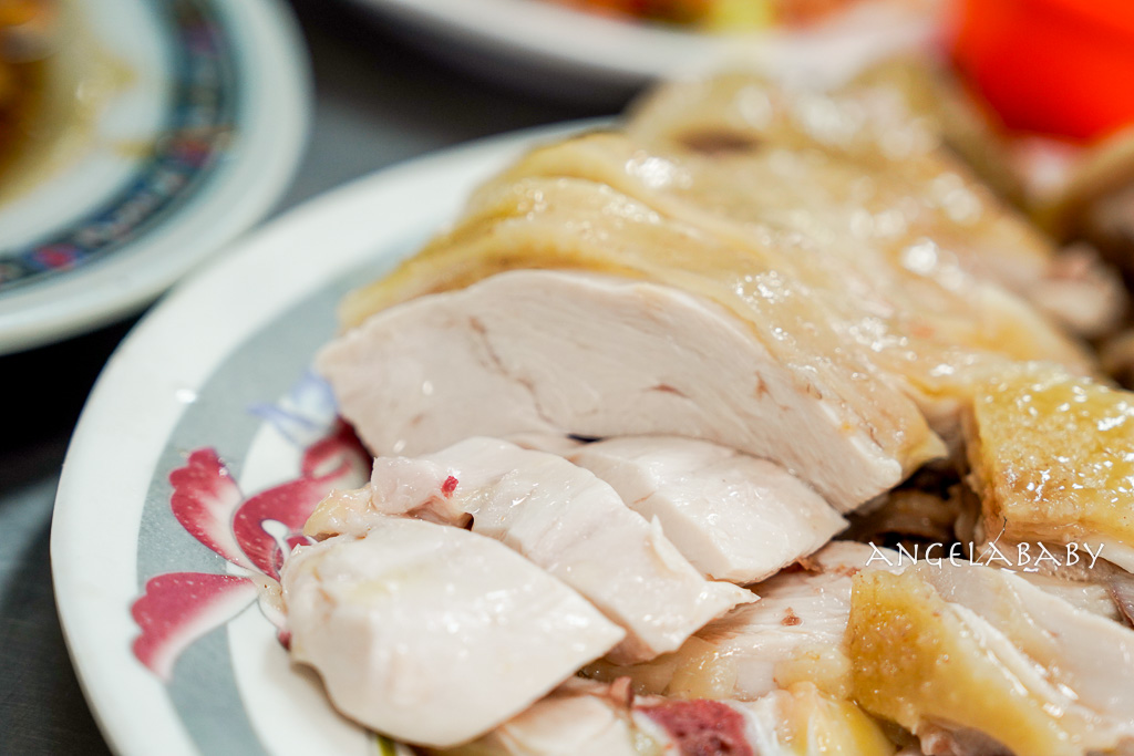 新北好吃土雞｜沒有門牌的深山鐵皮屋土雞『安安土雞城』菜單、白飯免費吃到飽 @梅格(Angelababy)享樂日記