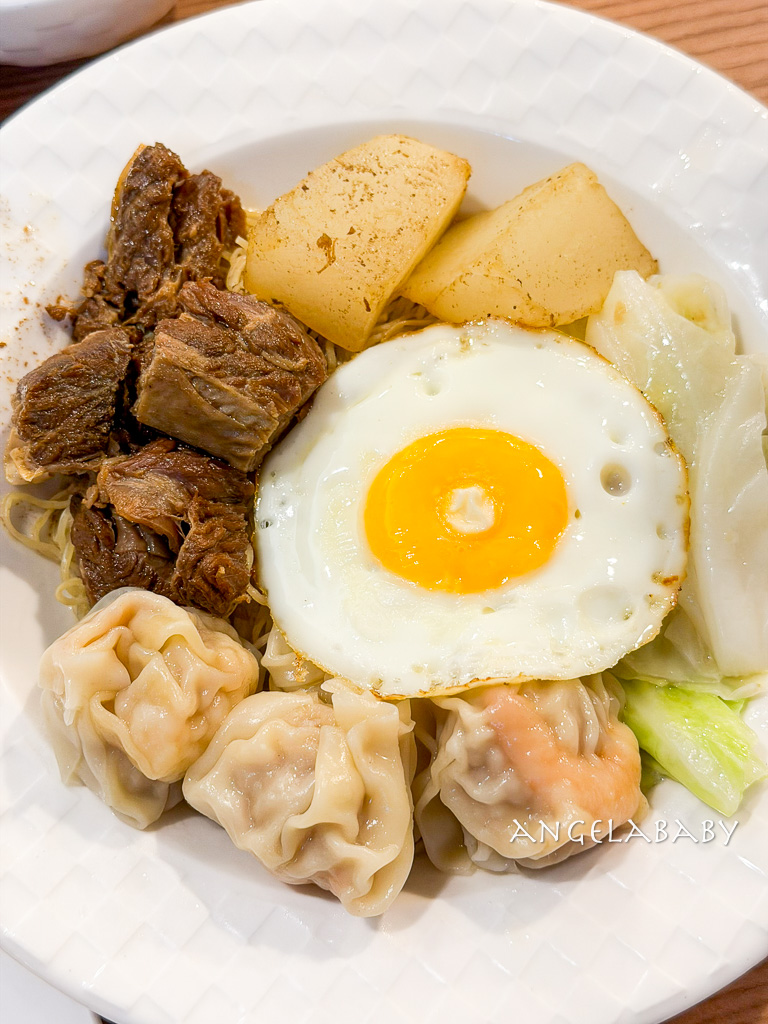 東區好吃燒臘『極之好味 港式燒臘飯館｜台北大安店』平價燒臘便當、好吃鴨腿飯 @梅格(Angelababy)享樂日記