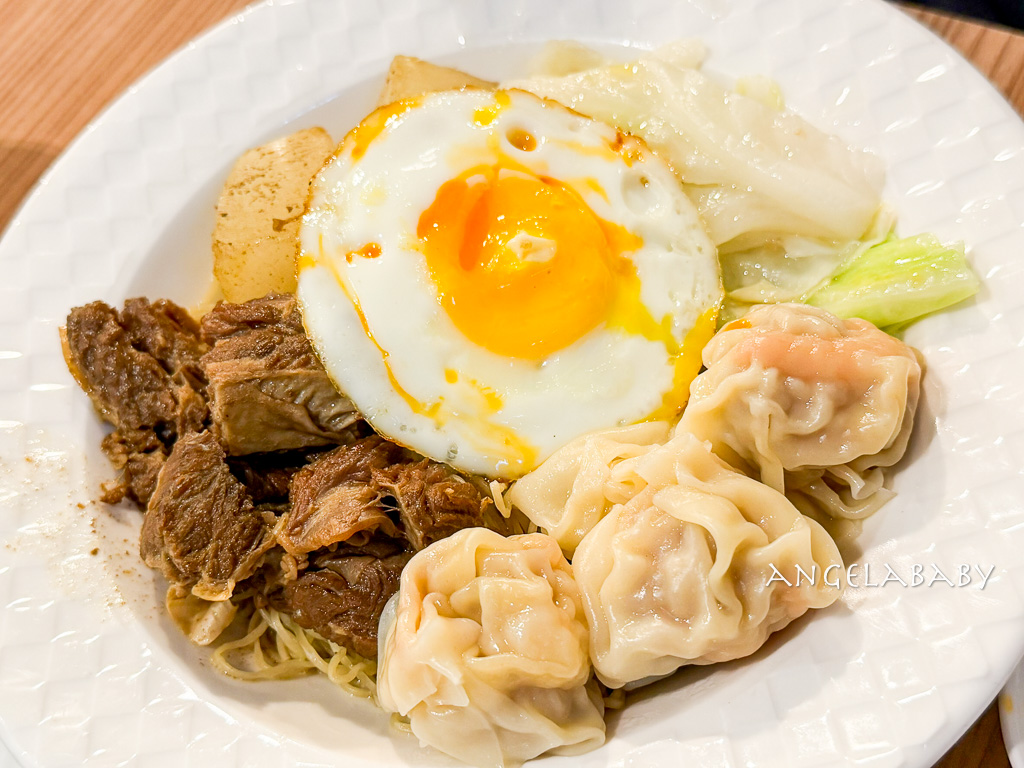 東區好吃燒臘『極之好味 港式燒臘飯館|台北大安店』平價燒臘便當、好吃鴨腿飯 @梅格(Angelababy)享樂日記 東區好吃燒臘『極之好味 港式燒臘飯館|台北大安店』平價燒臘便當、好吃鴨腿飯 @梅格(Angelababy)享樂日記