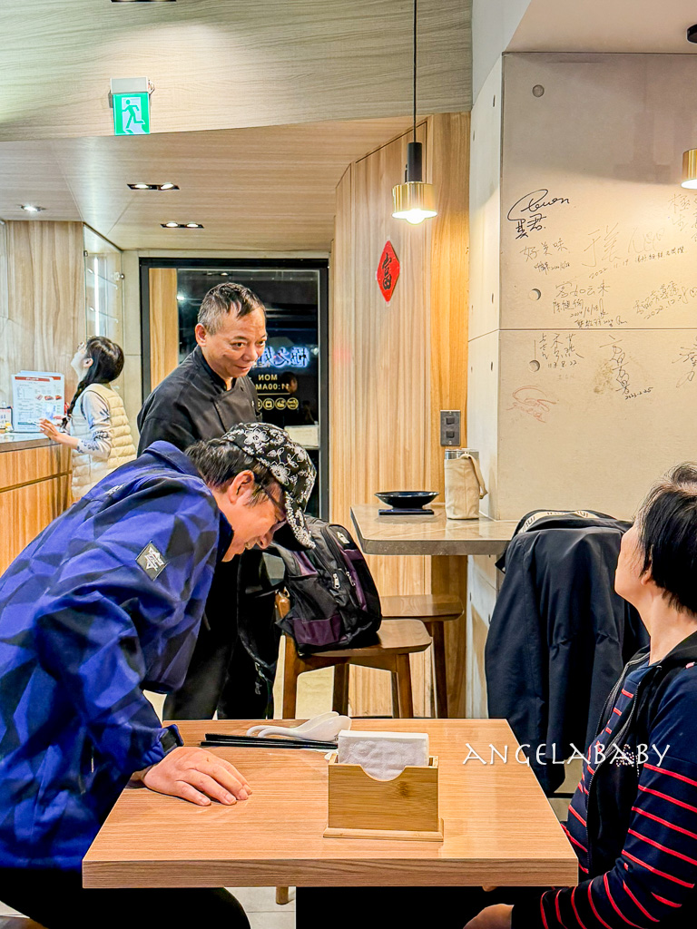 東區好吃燒臘『極之好味 港式燒臘飯館｜台北大安店』平價燒臘便當、好吃鴨腿飯 @梅格(Angelababy)享樂日記