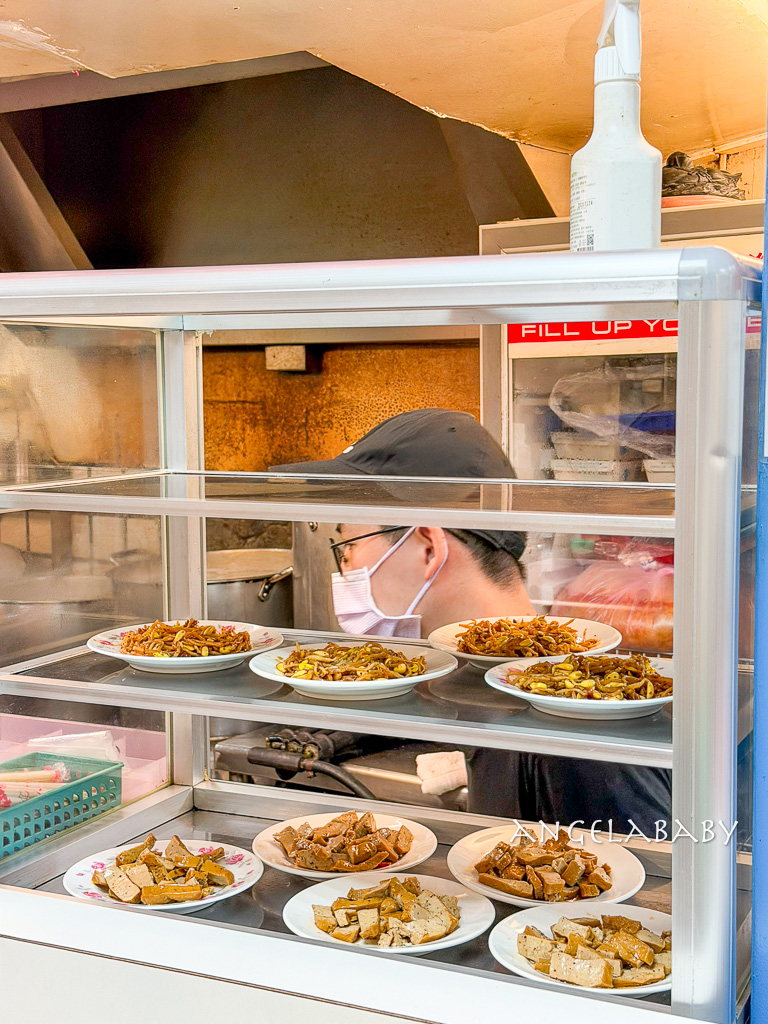 東區頂好名店城『美景紅油抄手』500盤推薦、台北最好吃的紅油抄手 @梅格(Angelababy)享樂日記 東區頂好名店城『美景紅油抄手』500盤推薦、台北最好吃的紅油抄手 @梅格(Angelababy)享樂日記