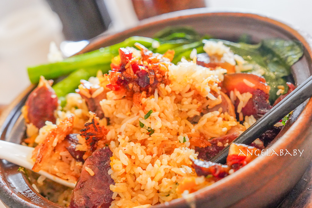 廣州米芝蓮必比登推介餐廳『廣東香港廟街煲仔飯』滿滿鍋巴的超好吃煲仔飯 @梅格(Angelababy)享樂日記