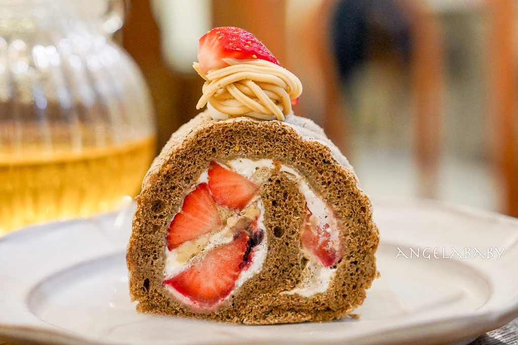 大安區人氣歐洲蛋糕捲『TaSweet菓子屋』一週只開三天的神級草莓蛋糕 @梅格(Angelababy)享樂日記