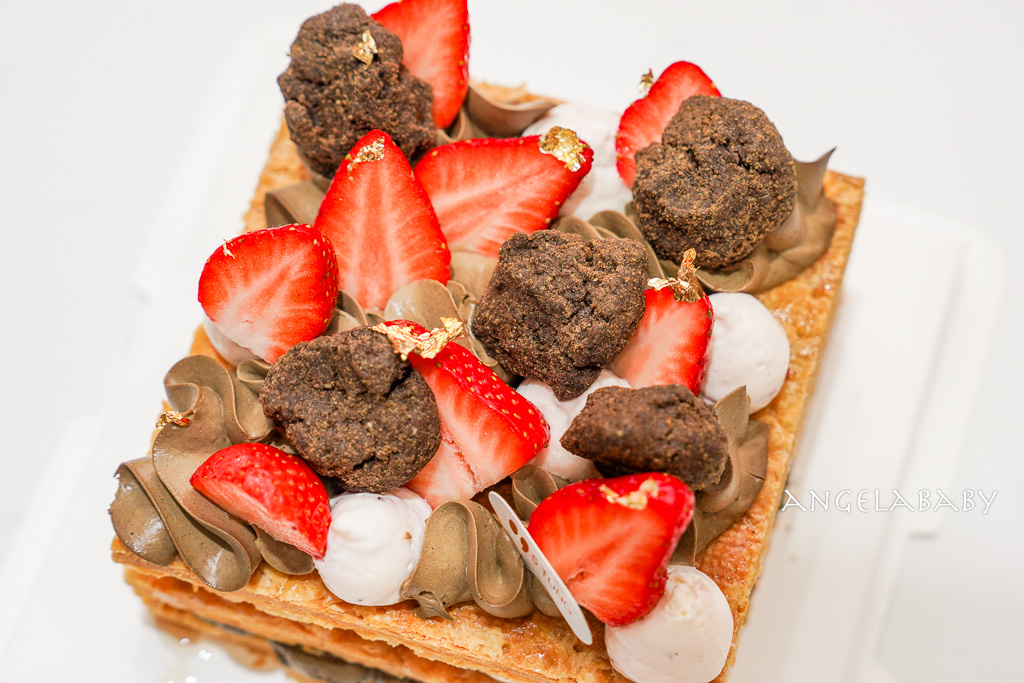 六張犁站甜點『午冬甜點』｜台北人氣千層蛋糕、午冬甜點價格、台北外帶甜點、生日蛋糕推薦 @梅格(Angelababy)享樂日記