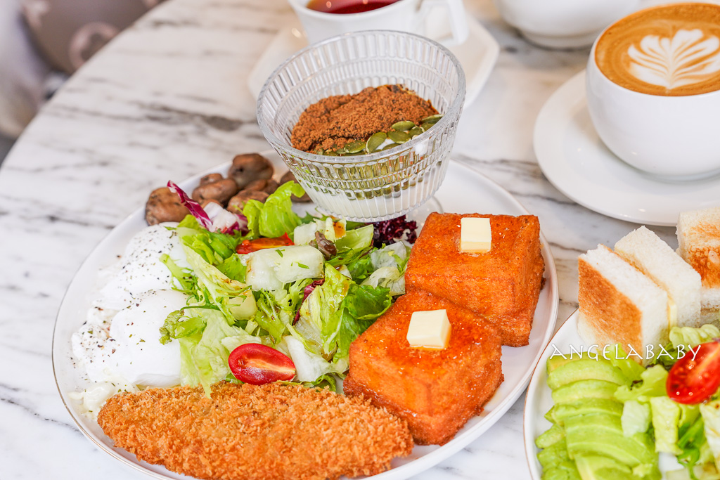 市府站美食｜港式早午餐『journ&eacute;e.caf&eacute;』純白歐風咖啡廳推薦 @梅格(Angelababy)享樂日記