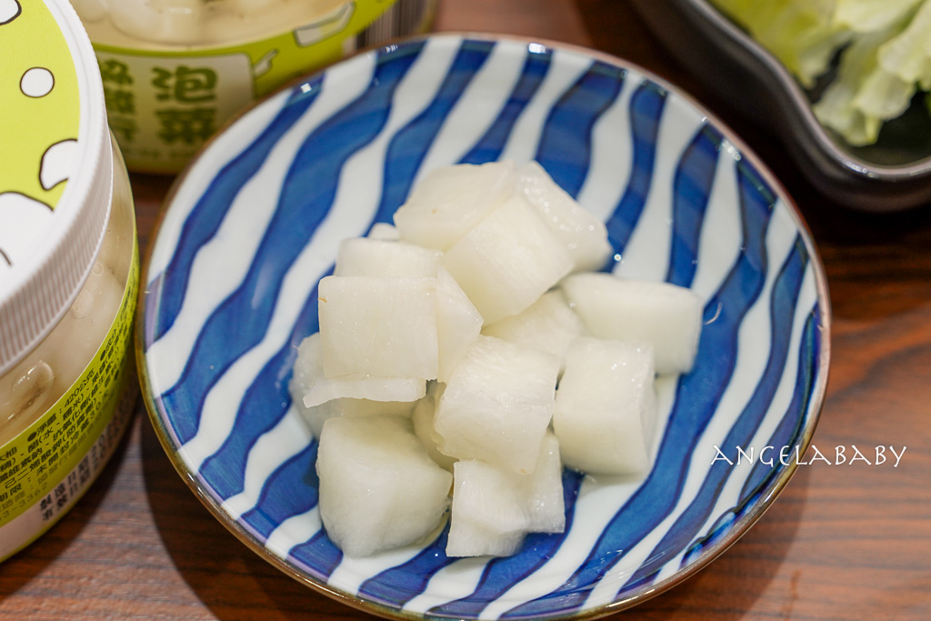 宅配美食｜每日接單製作的好吃泡菜『協發行泡菜』近20種泡菜口味、『蠟筆小新』聯名款泡菜 @梅格(Angelababy)享樂日記
