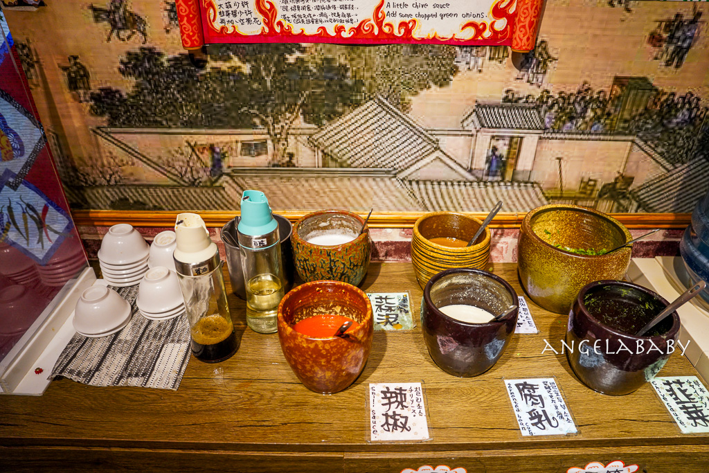 台北圓環美食『東北金小館酸菜白肉鍋 重慶店』訂位、東北金酸菜白肉鍋菜單 @梅格(Angelababy)享樂日記