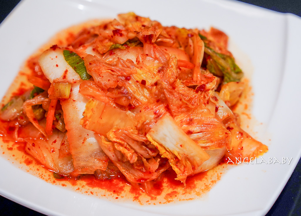 三重巷弄美食『安慶小館 鐵鍋燉 私房菜（預約制）』超好吃手工花捲、三重聚餐推薦 @梅格(Angelababy)享樂日記