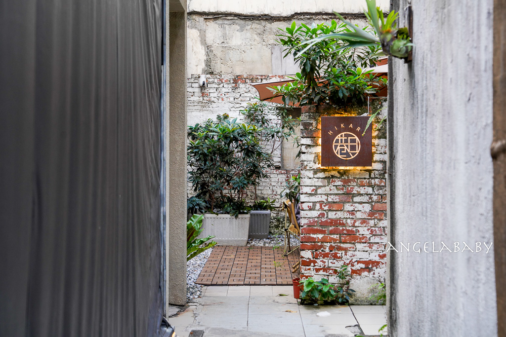 西門咖啡廳『巷日咖啡 Hikari Coffee&Dessert』訂位、遠離塵囂的露天咖啡 @梅格(Angelababy)享樂日記