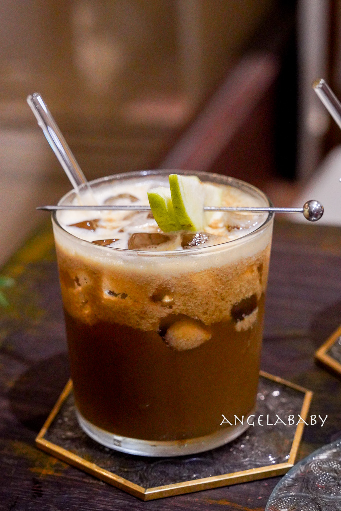 西門咖啡廳『巷日咖啡 Hikari Coffee&Dessert』訂位、遠離塵囂的露天咖啡 @梅格(Angelababy)享樂日記