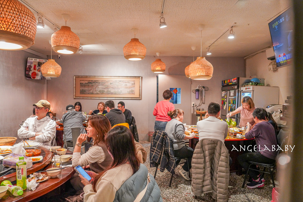 三重巷弄美食『安慶小館 鐵鍋燉 私房菜(預約制)』超好吃手工花捲、三重聚餐推薦 @梅格(Angelababy)享樂日記 三重巷弄美食『安慶小館 鐵鍋燉 私房菜(預約制)』超好吃手工花捲、三重聚餐推薦 @梅格(Angelababy)享樂日記