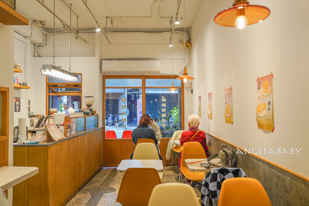 西門早餐『富特士多早餐店 FOOTD STORE』超好吃港式早餐、奶油脆朱、沙嗲牛肉、奶酥厚片都很強 @梅格(Angelababy)享樂日記