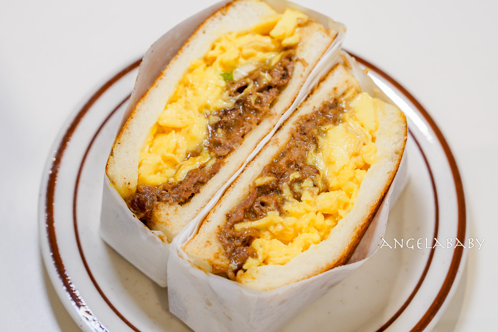 西門早餐『富特士多早餐店 FOOTD STORE』超好吃港式早餐、奶油脆朱、沙嗲牛肉、奶酥厚片都很強 @梅格(Angelababy)享樂日記