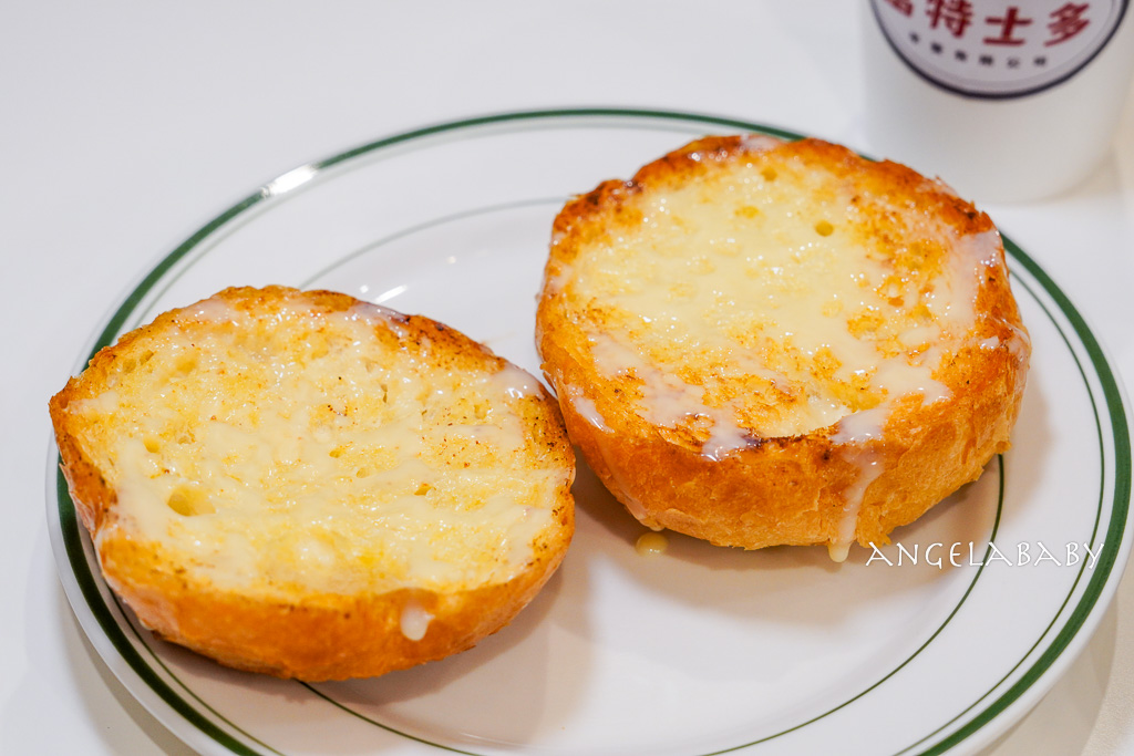 西門早餐『富特士多早餐店 FOOTD STORE』超好吃港式早餐、奶油脆朱、沙嗲牛肉、奶酥厚片都很強 @梅格(Angelababy)享樂日記