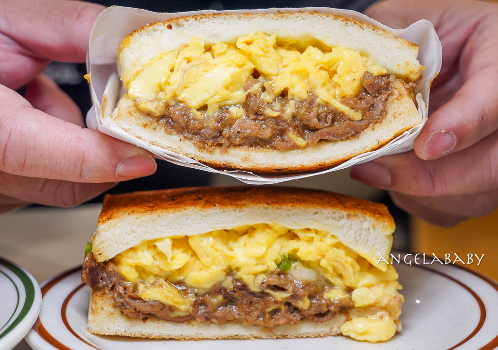 內湖銅板下午茶推薦 內湖飲料推薦外送茶飲 內科店 一心豪飲 ＃內科限定 ＃下午茶套餐 ＃台灣茶 ＃外送飲料 ＃手工芋圓 ＃古早味紅茶 ＃茶葉蛋 ＃高大鮮奶 ＃手機app點餐 ＃9折 ＃紅茶茶葉蛋 @梅格(Angelababy)享樂日記