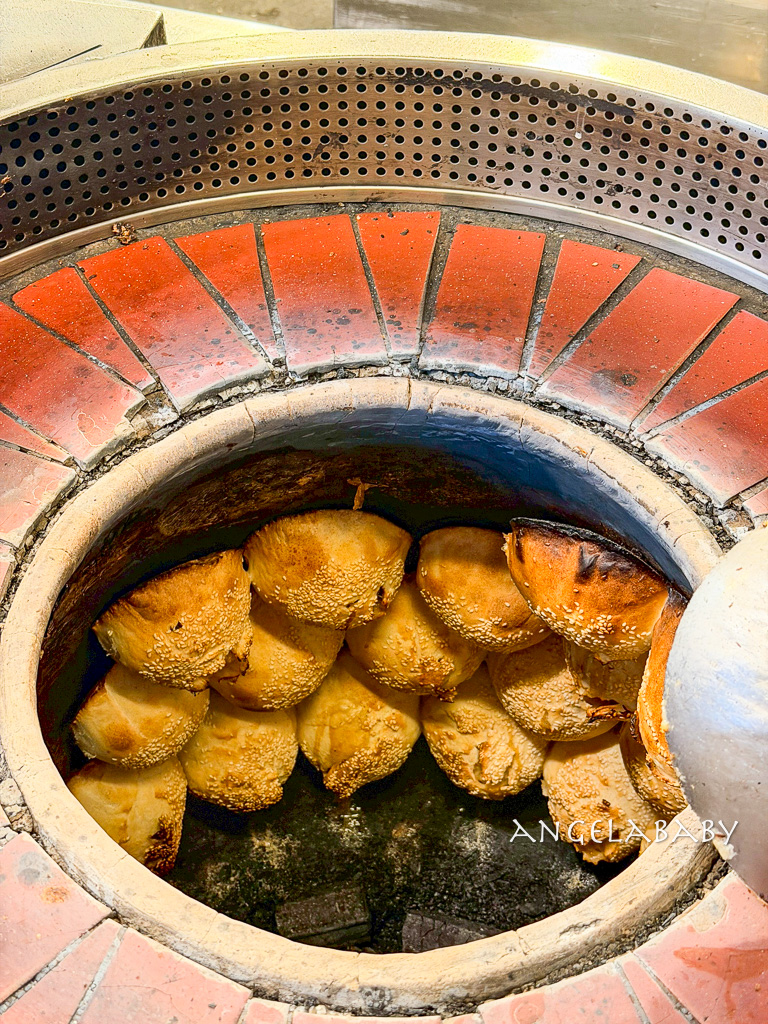 饒河夜市美食『福州世祖胡椒餅』CNN評為台灣最佳十大美食推薦 @梅格(Angelababy)享樂日記