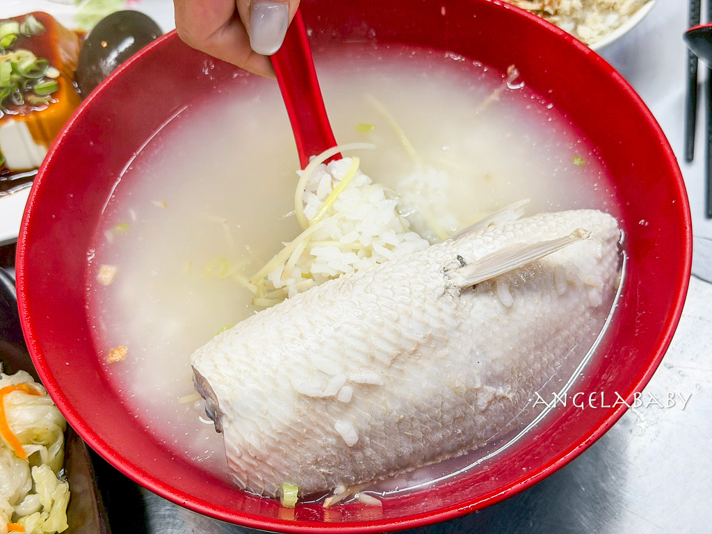 桃園中壢夜市美食『高雄海產粥』菜單，中壢宵夜美食推薦 @梅格(Angelababy)享樂日記