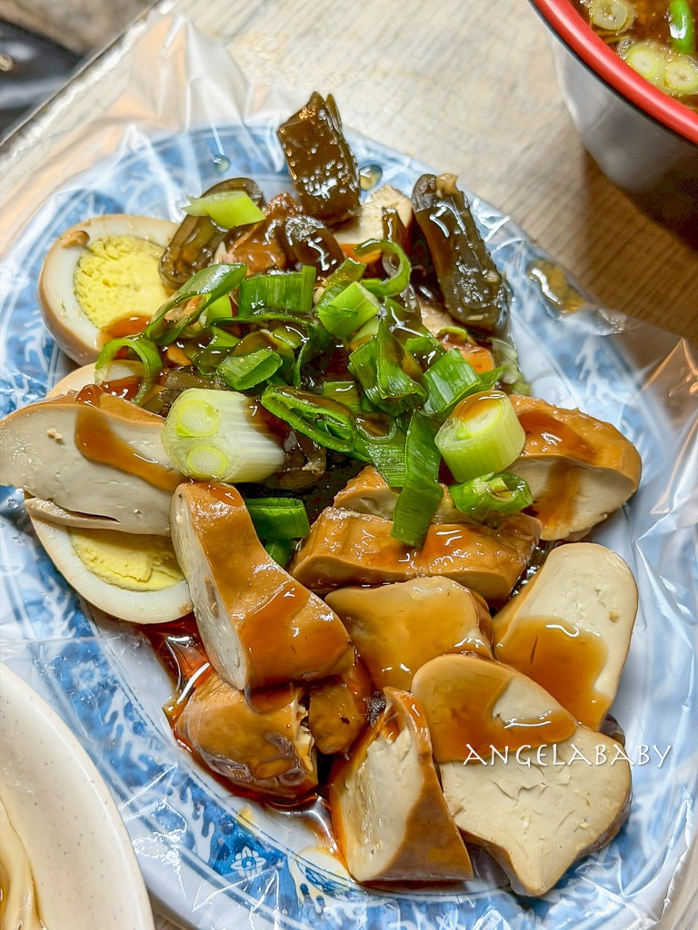 樹林夜市必吃『樹林夜市牛肉麵』湯濃肉多的手打麵牛肉麵110元 @梅格(Angelababy)享樂日記