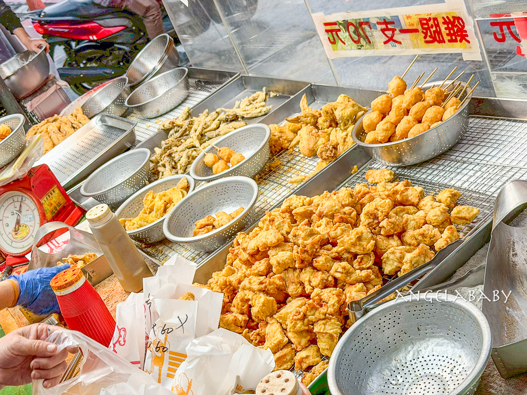 新莊好吃炸雞『化成路炸雞店』沒有招牌在騎樓底下賣了20幾年 @梅格(Angelababy)享樂日記