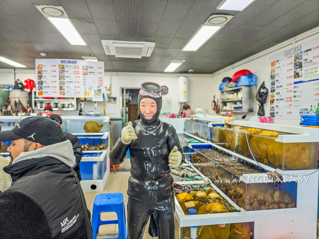 釜山景點『影島海女村』大啖海女海鮮拉麵、海膽飯卷 @梅格(Angelababy)享樂日記