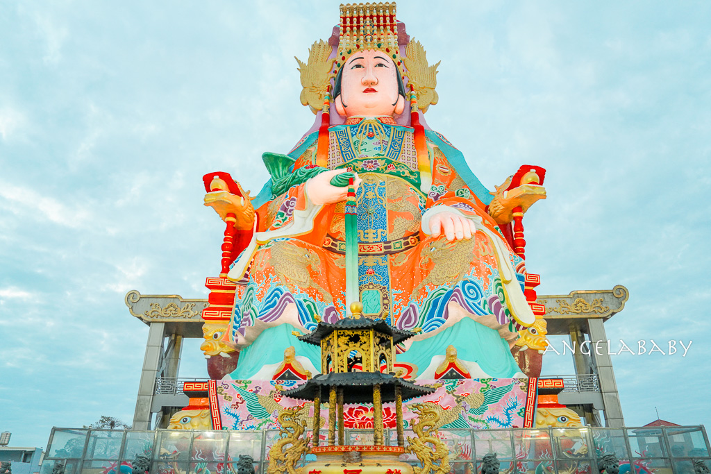 2023南投燈會｜ 官方授權「卡娜赫拉的小動物登場」首度來台設燈展、兔年燈會、南投燈會交通停車、南投燈會美食夜市市集 @梅格(Angelababy)享樂日記